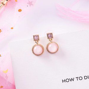 ✨NEW! ✨ ~Pink Gem Drop Earrings! ~